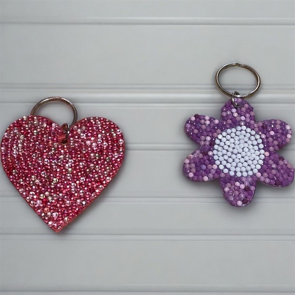 Custom Diamond Art Keychain ✨ Handmade Rhinestone Keychain Personalized Gift - Picture 3 of 4
